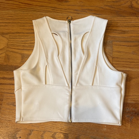 $7 CLEARANCE SALE - Express XS White Cop Top - Picture 4 of 9